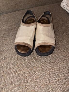 Dansko Women’s Leather Trimmed Open-Toe Canvas Sandals in Beige EUC 38